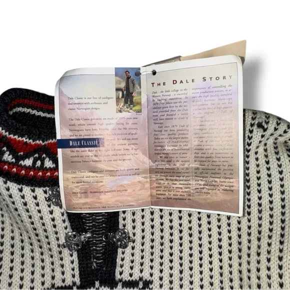 Dale of Norway Solstrand sweater, w/booklet, xtra clasps RARE NWT vintage 90’s - Picture 6 of 13